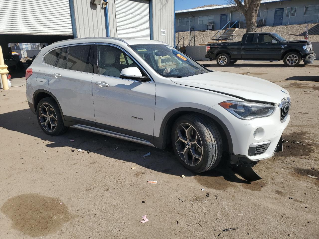 2016 BMW X1 - Image 4