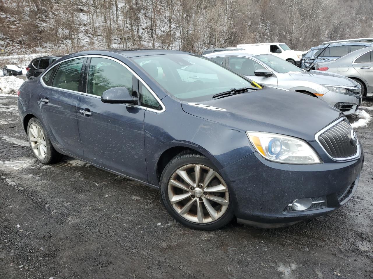 2015 Buick Verano - Image 4