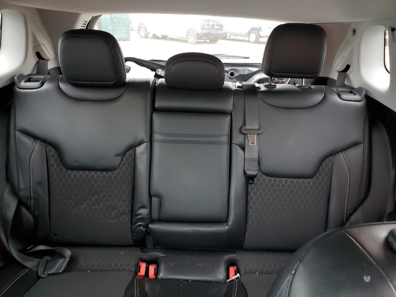 2019 Jeep Compass - Image 10