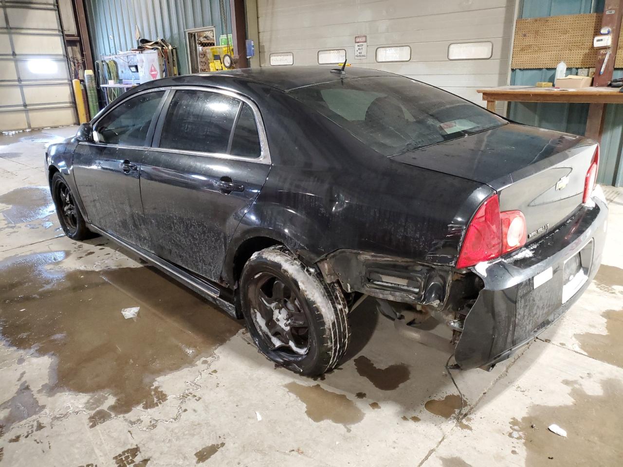 2010 Chevrolet Malibu - Image 2
