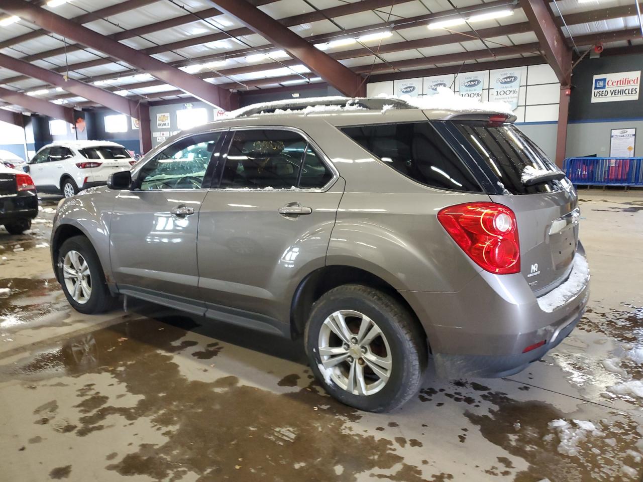 2010 Chevrolet Equinox - Image 2