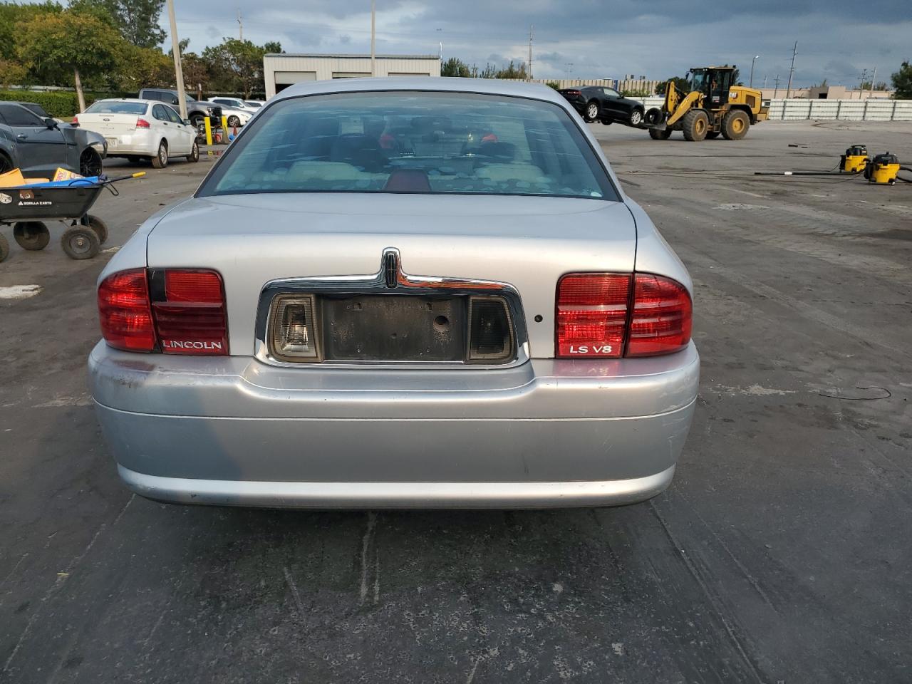 2002 Lincoln LS - Image 6