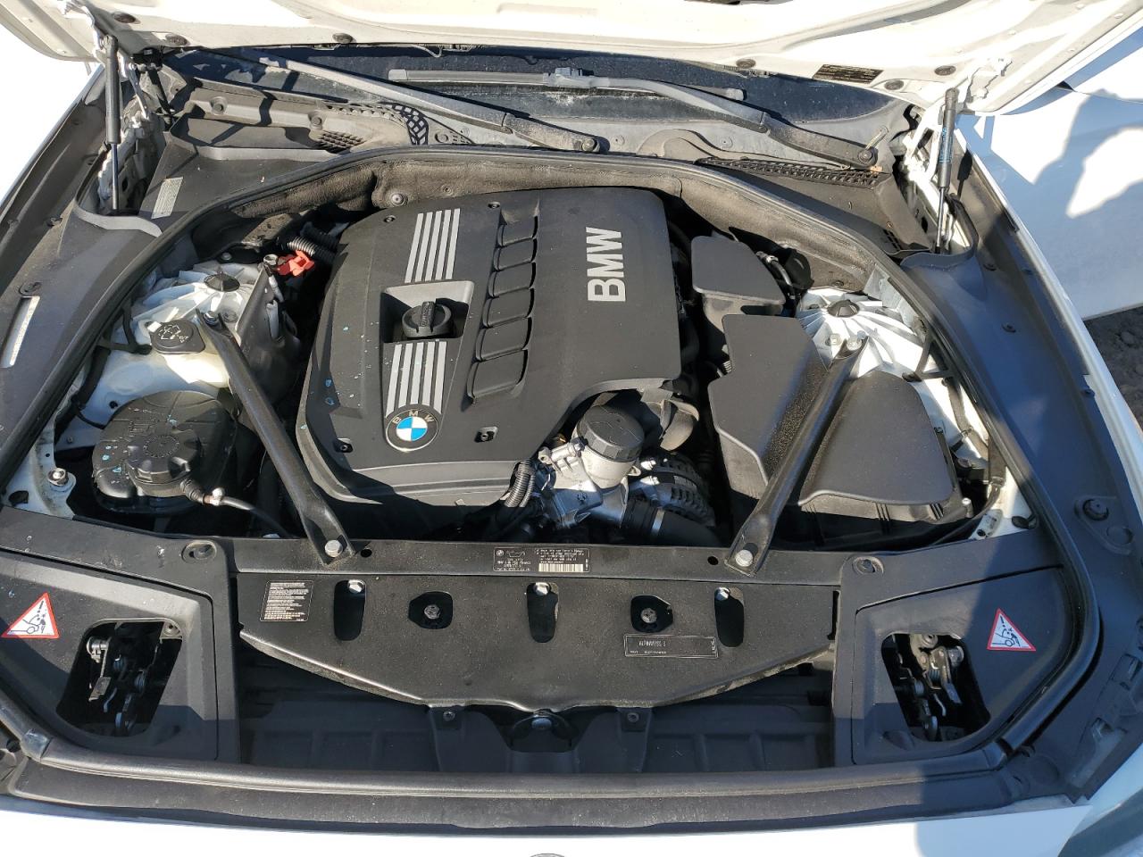 2011 BMW 5er - Image 12