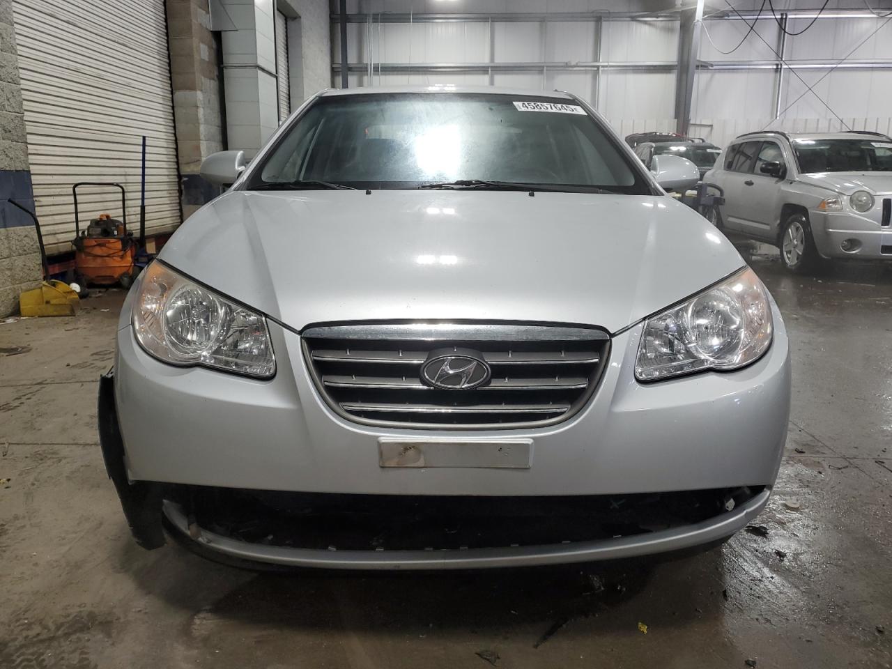 2009 Hyundai Elantra - Image 5