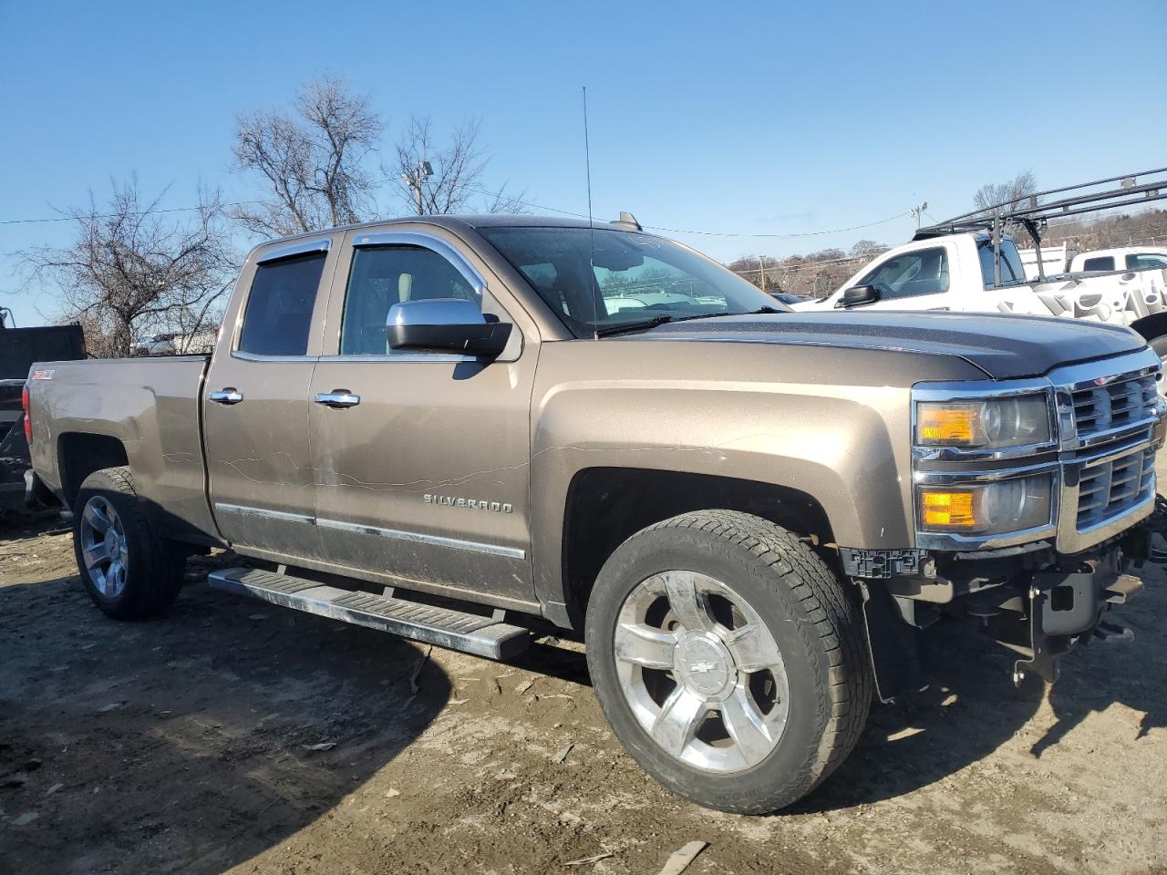 2015 Chevrolet Silverado - Image 4