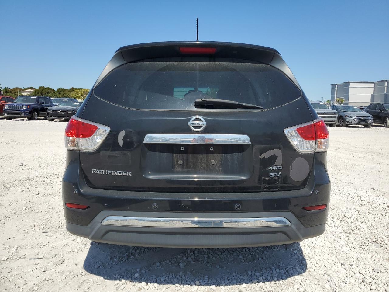 2014 Nissan Pathfinder - Image 6