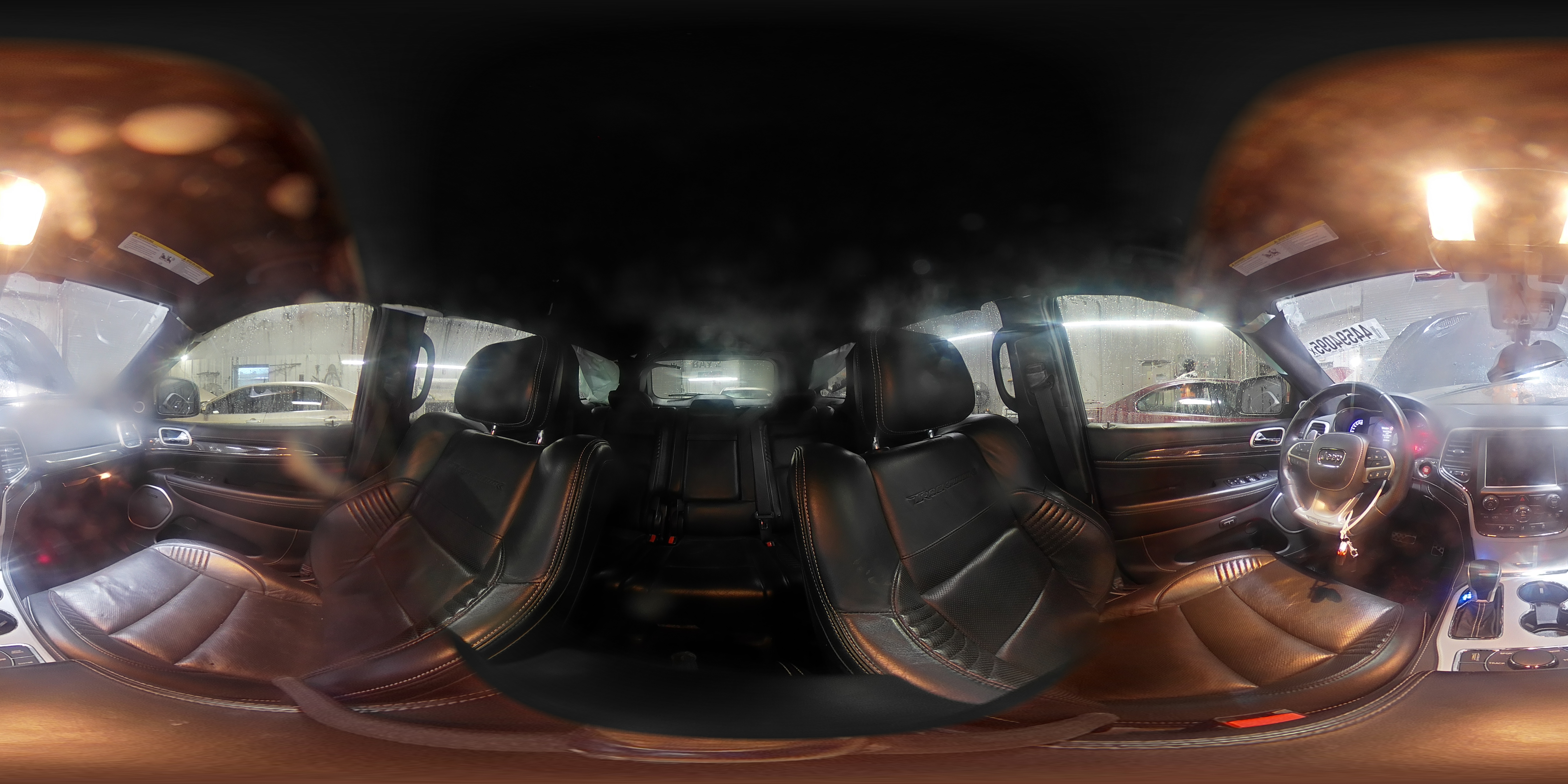 2018 Jeep Grand Cherokee - Image 14