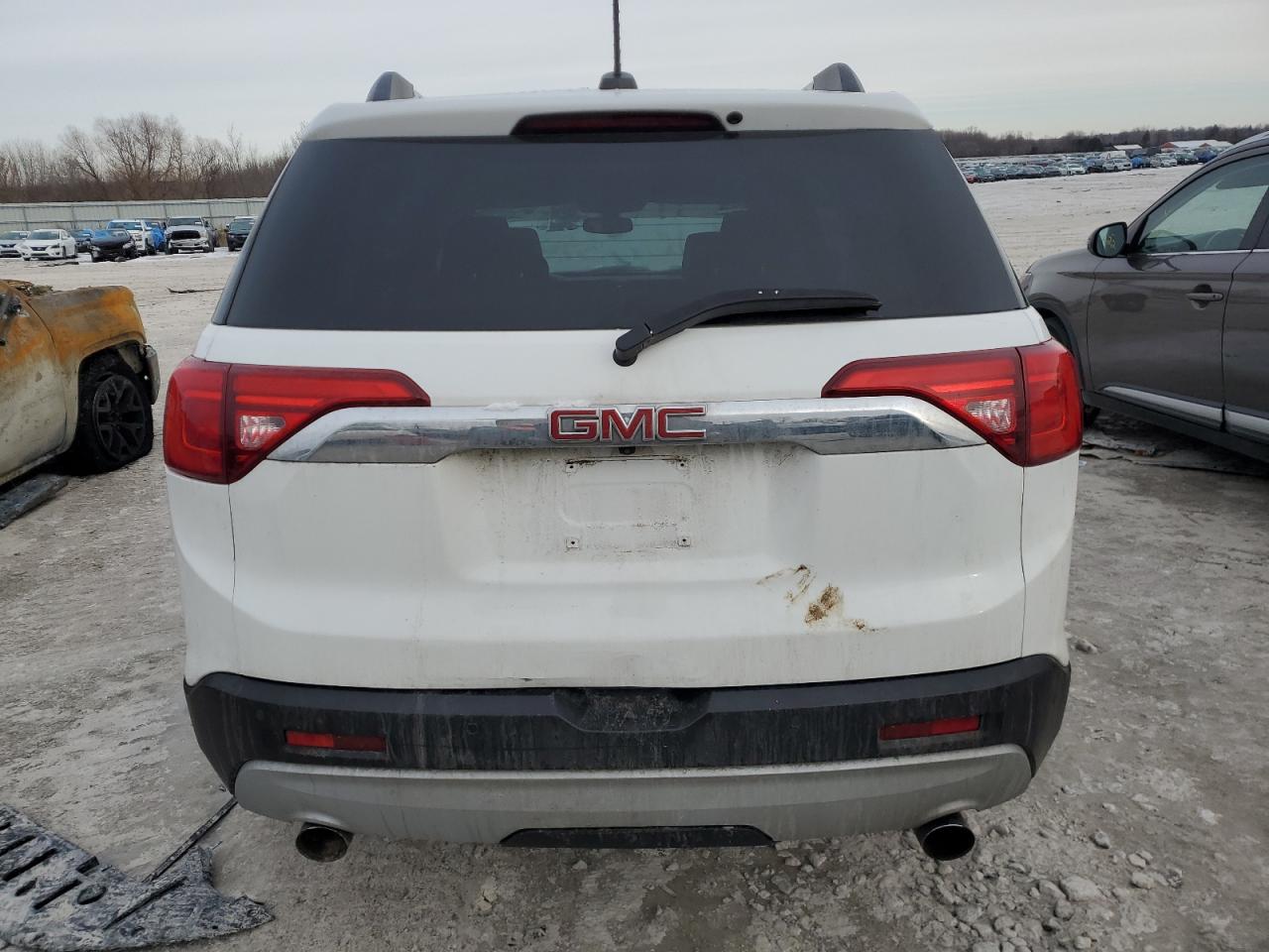 2019 GMC Acadia - Image 6