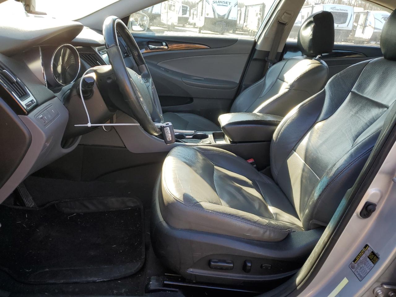 2013 Hyundai Sonata - Image 7