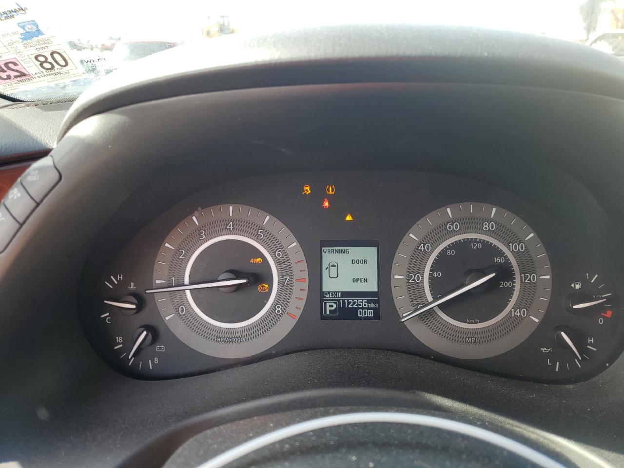 2016 Infiniti QX80 - Image 9