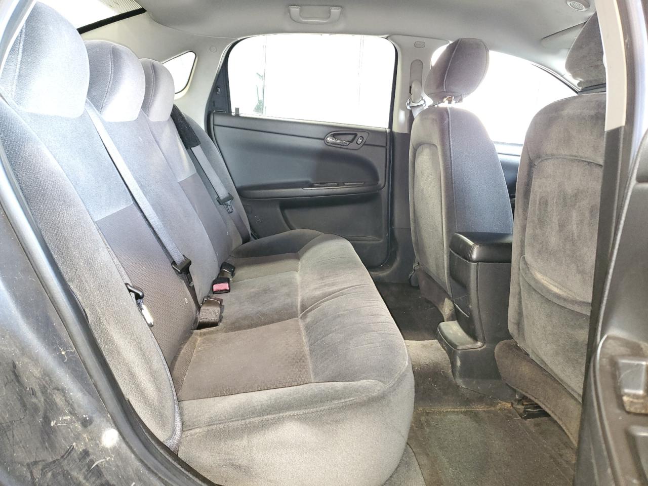 2008 Chevrolet Impala - Image 10
