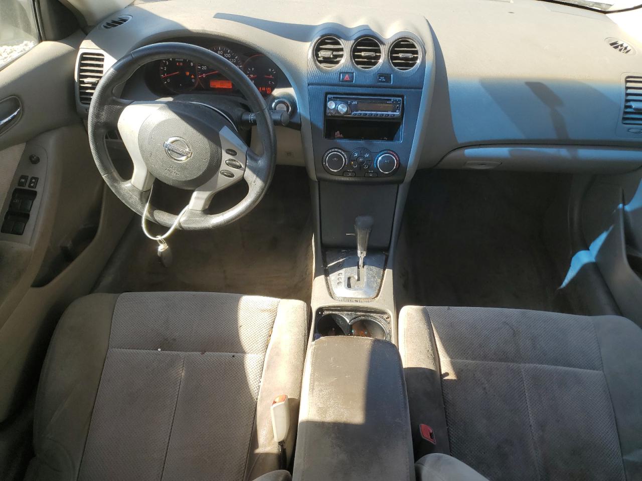 2009 Nissan Altima - Image 8