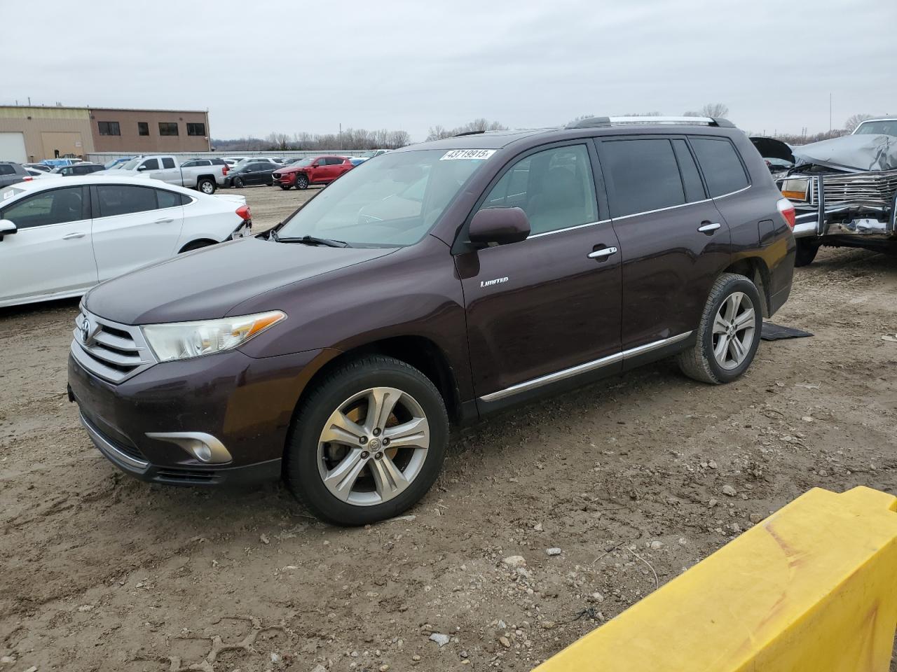 2013 Toyota Highlander - Image 1