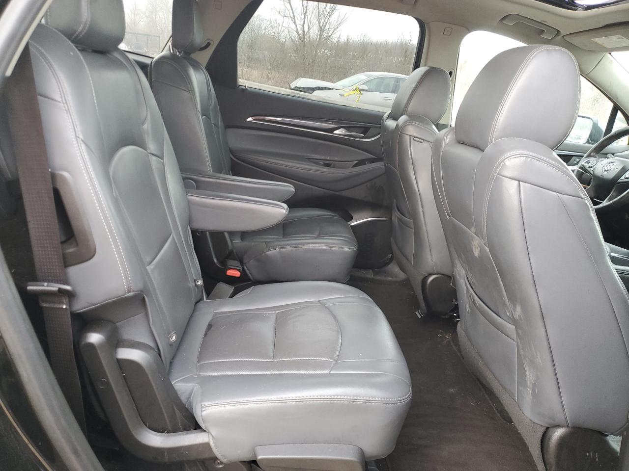 2018 Buick Enclave - Image 11