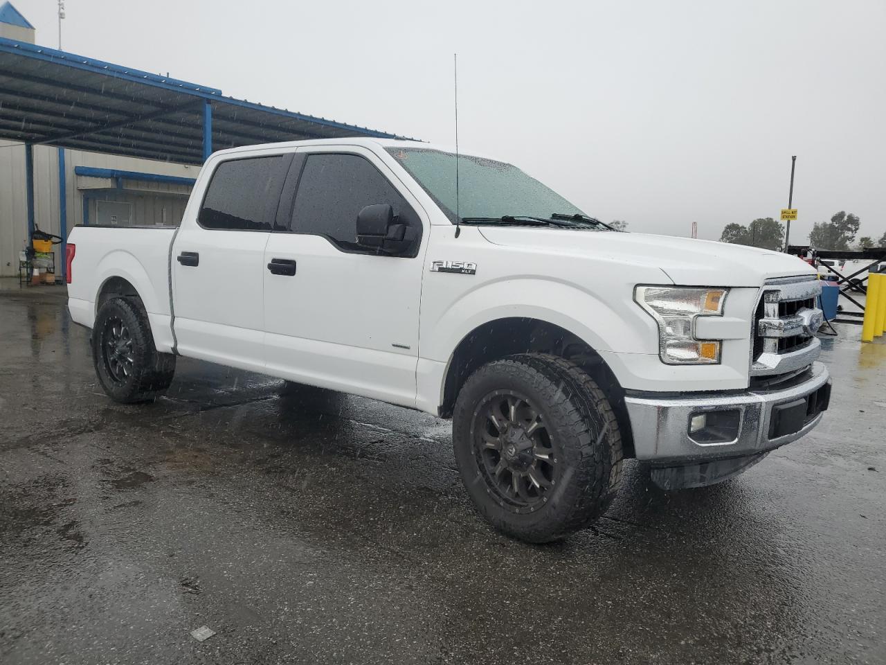 2016 Ford F-150 - Image 4