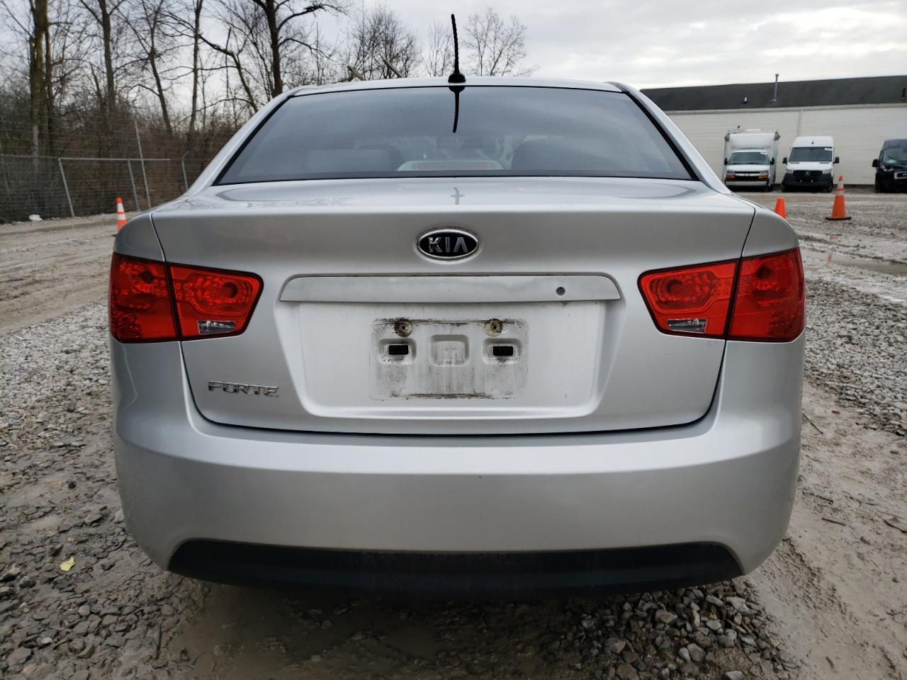 2010 Kia Forte - Image 6