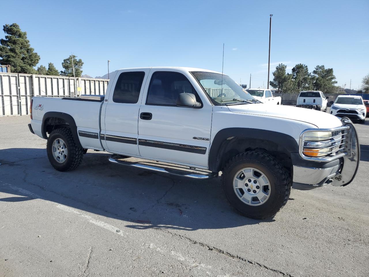 1999 Chevrolet Silverado - Image 4