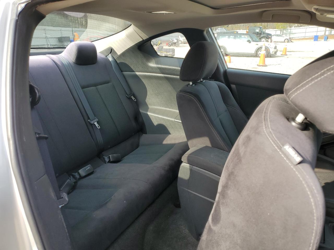 2012 Nissan Altima - Image 10