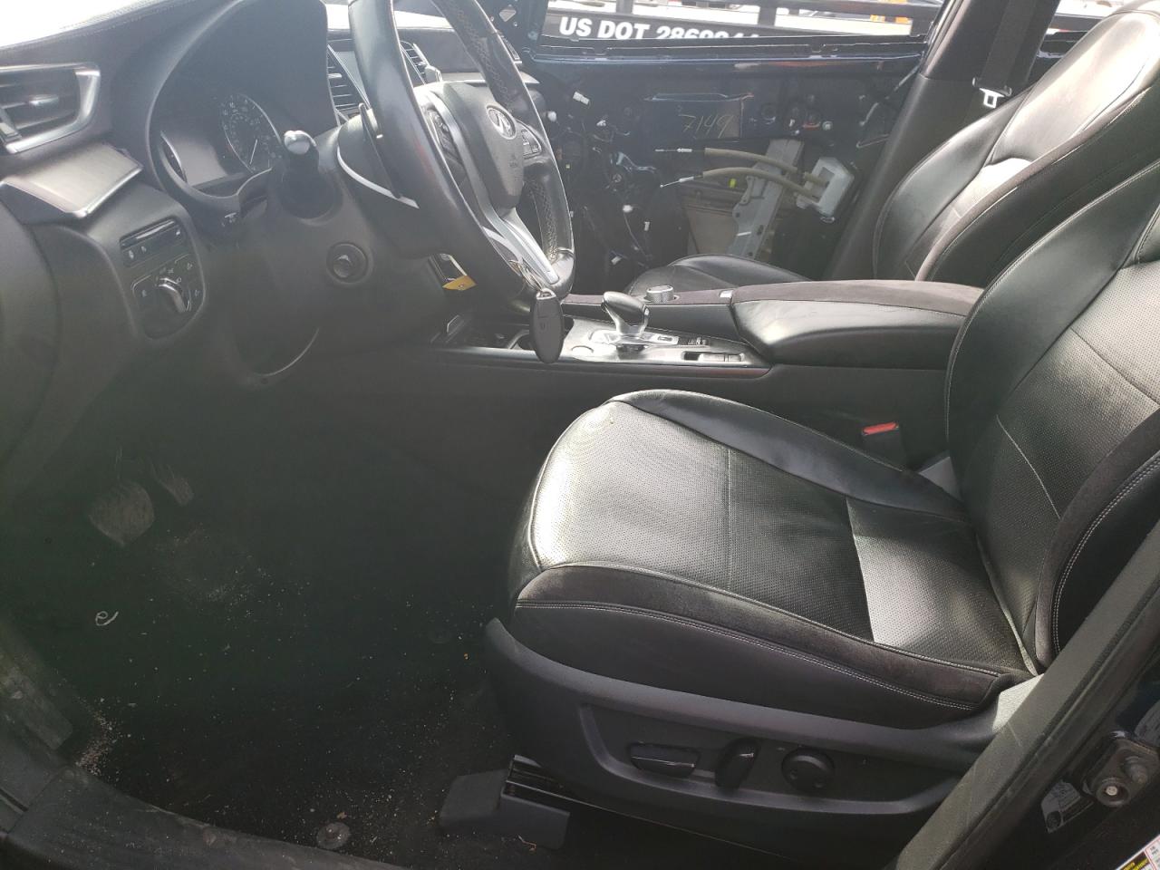2019 Infiniti QX50 - Image 7