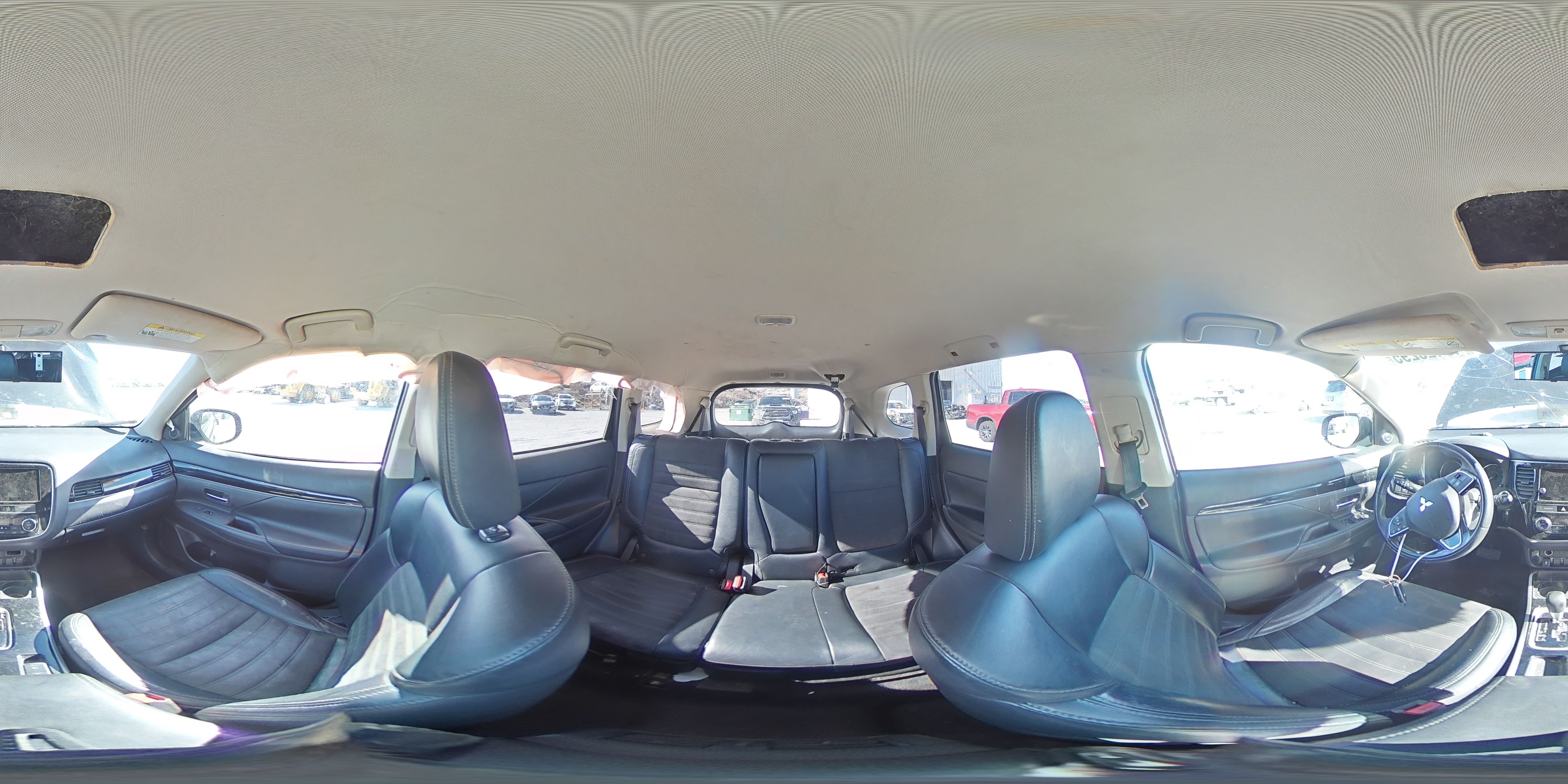 2019 Mitsubishi Outlander - Image 14