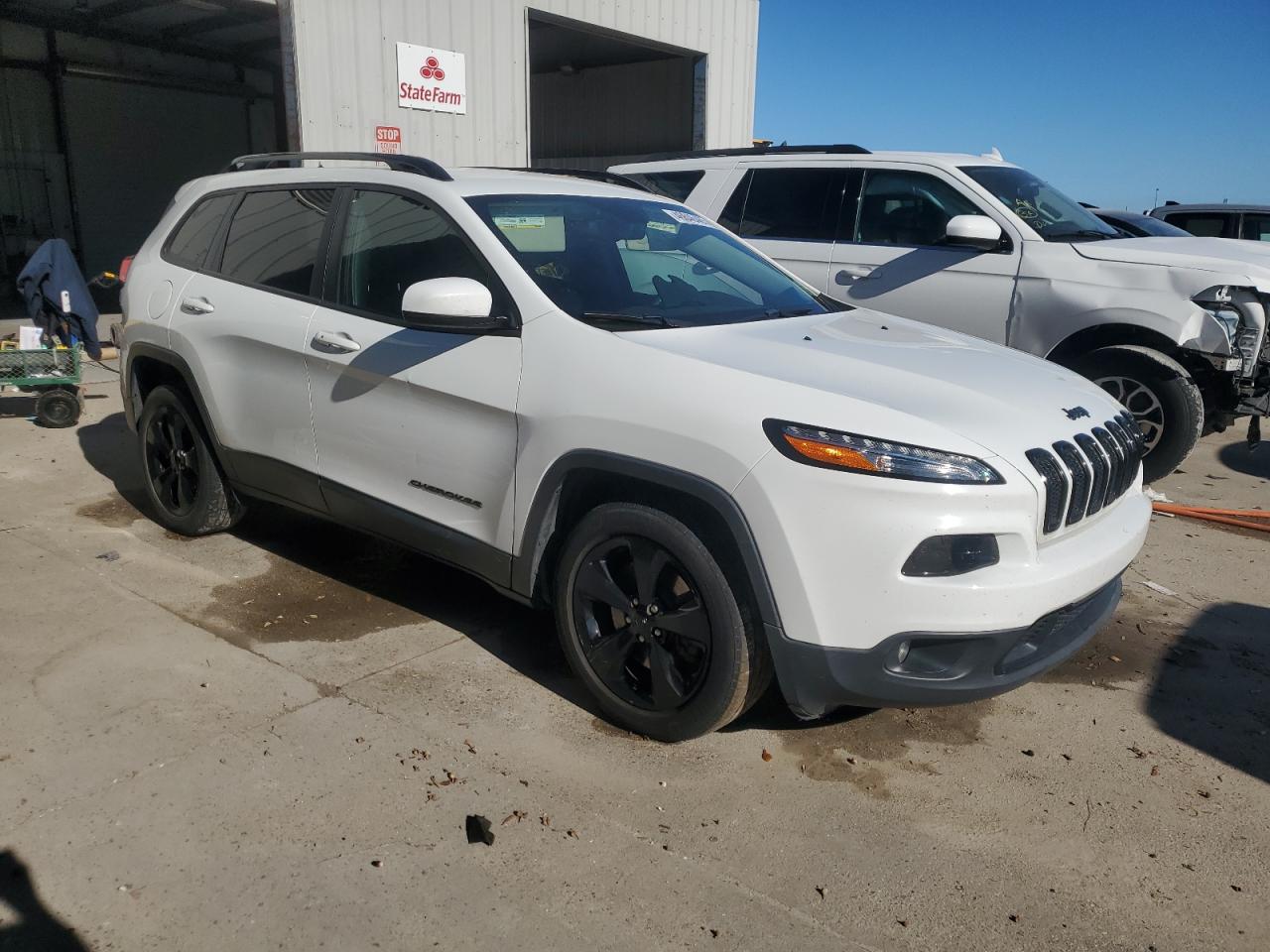 2017 Jeep Grand Cherokee - Image 4