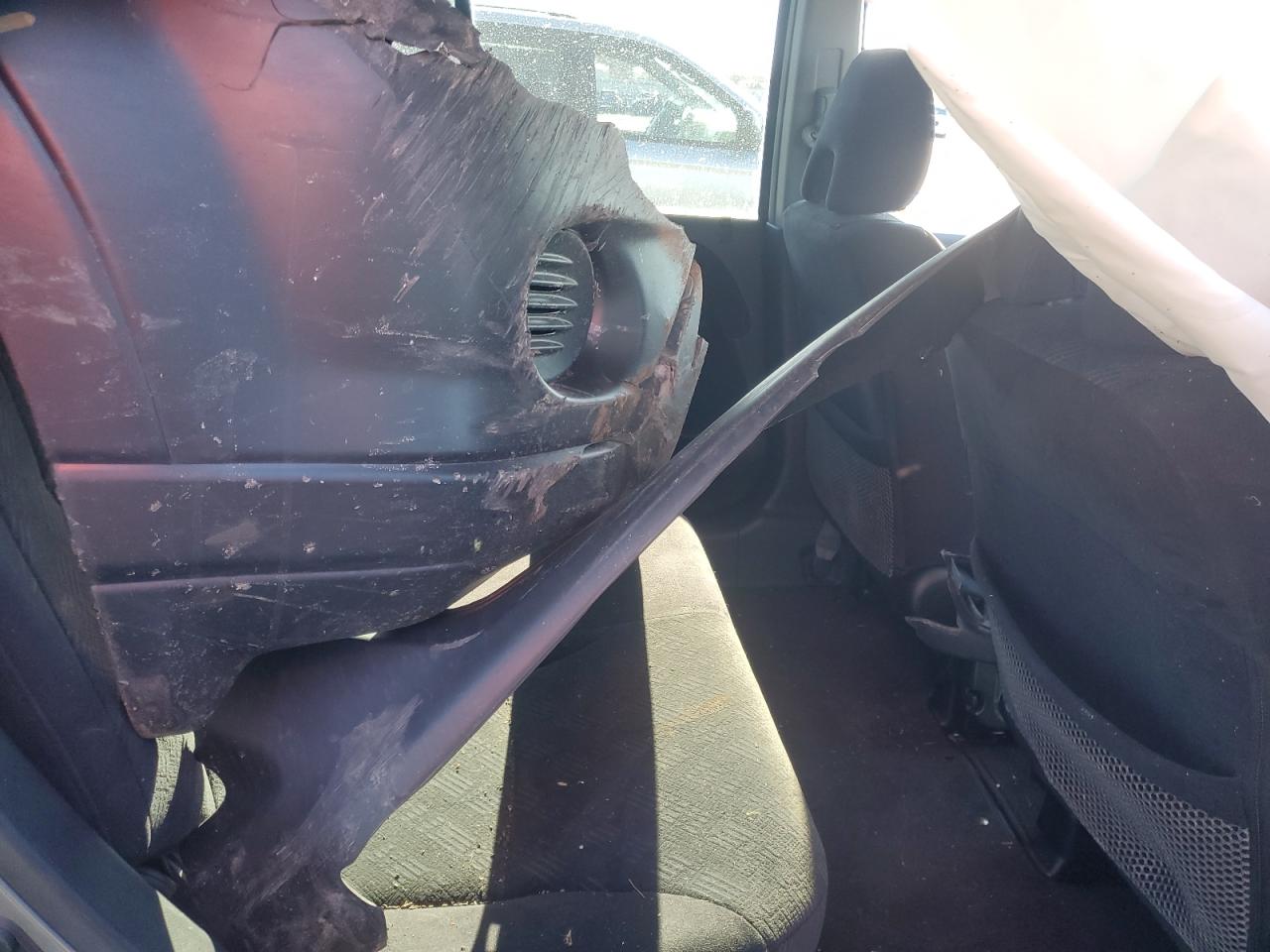 2006 Honda CR-V - Image 10