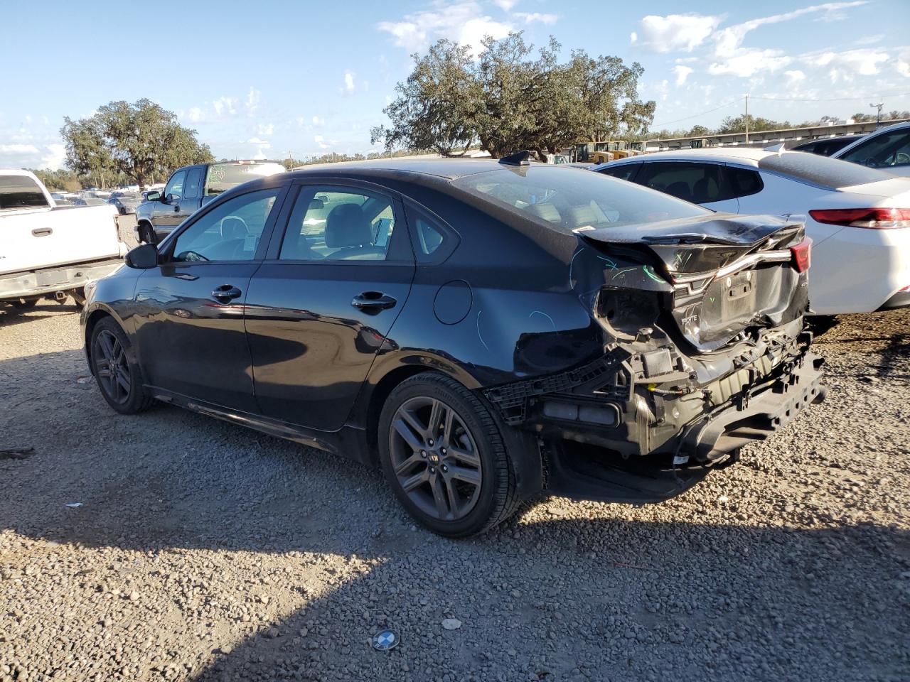 2021 Kia Forte - Image 2