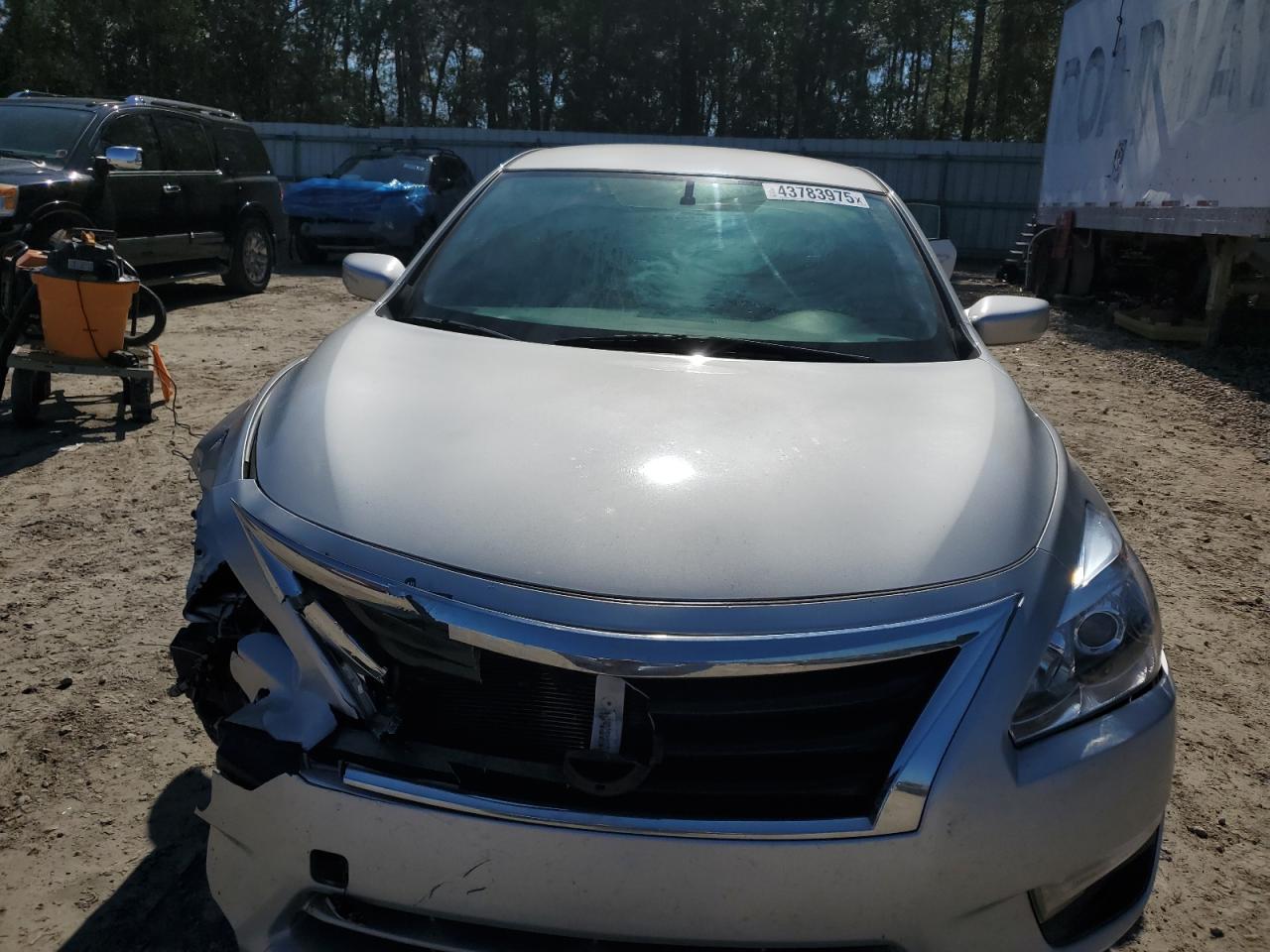 2015 Nissan Altima - Image 5