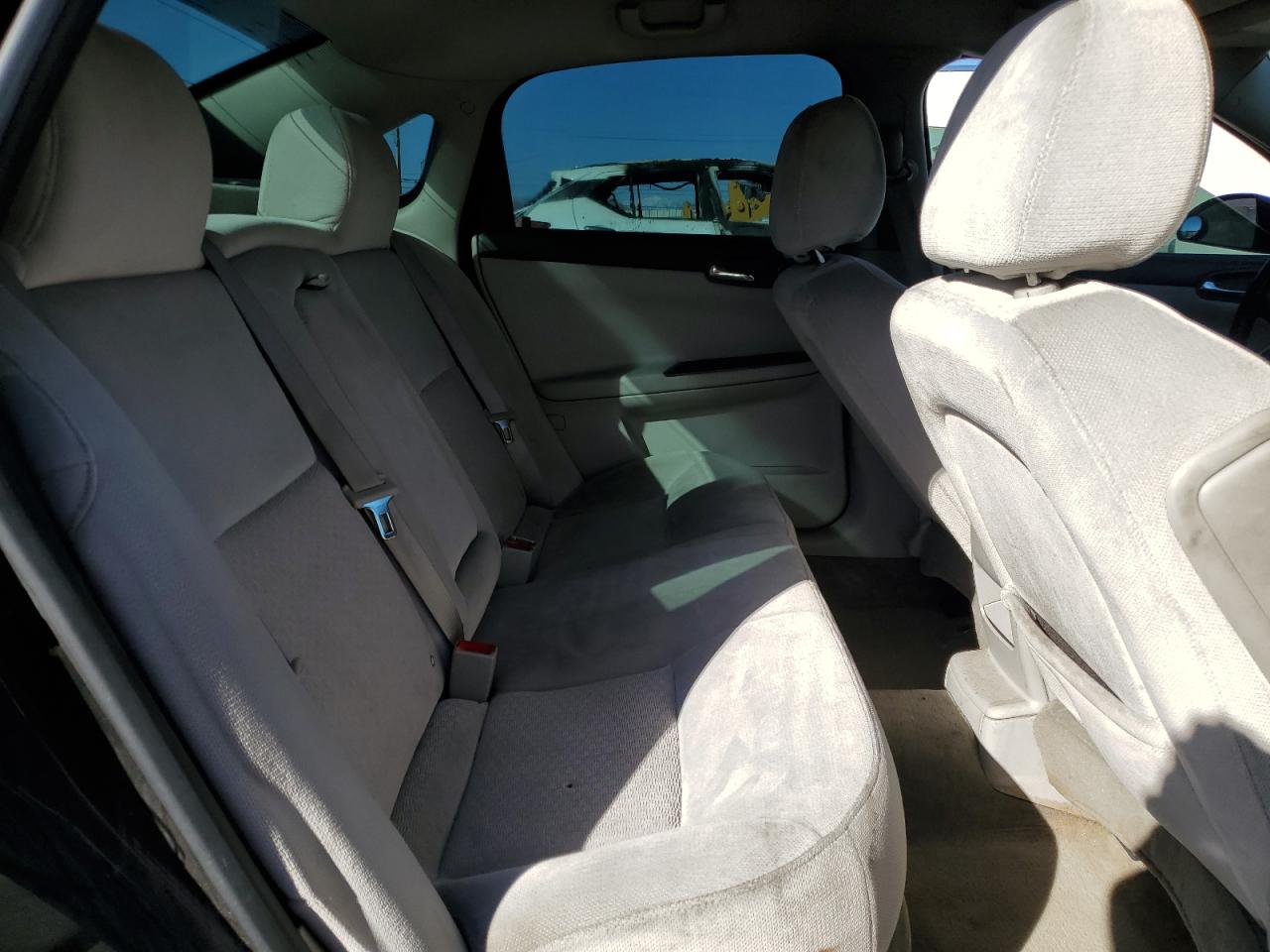 2012 Chevrolet Impala - Image 10