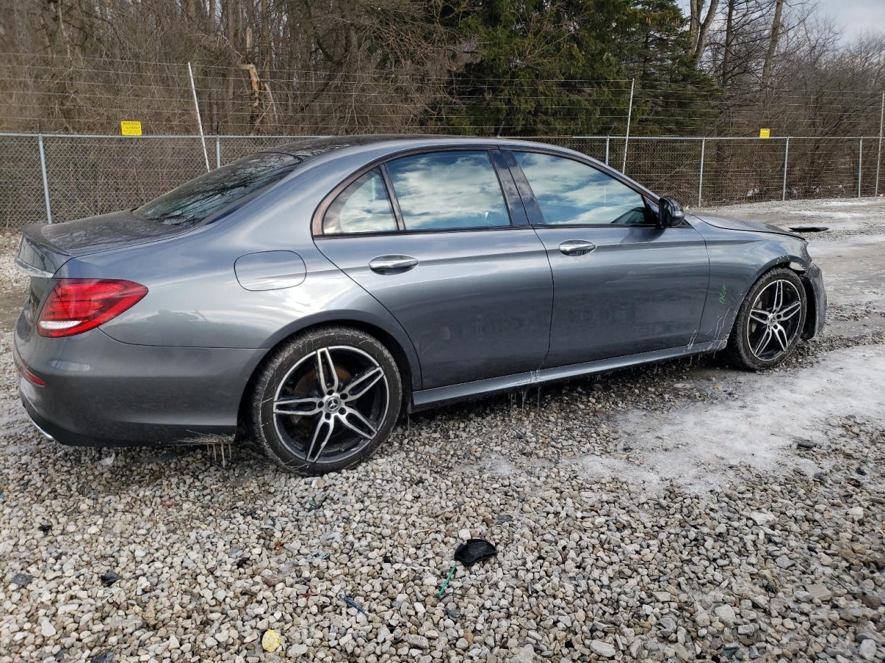 2019 Mercedes-Benz E-klasse - Image 3