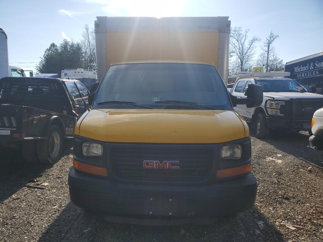 2011 GMC Savana - Image 5