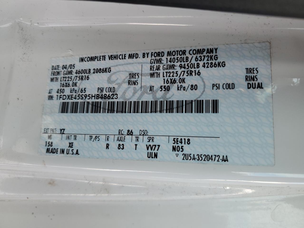 2005 Ford Econoline E450 Super Duty Cutaway Van VIN: 1FDXE45S95HB48623 Lot: 43472645