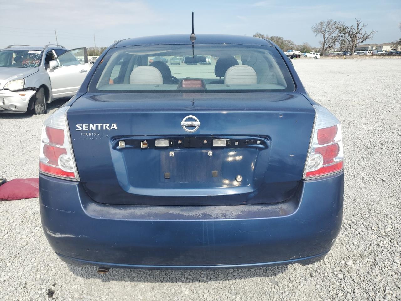 2010 Nissan Sentra - Image 6