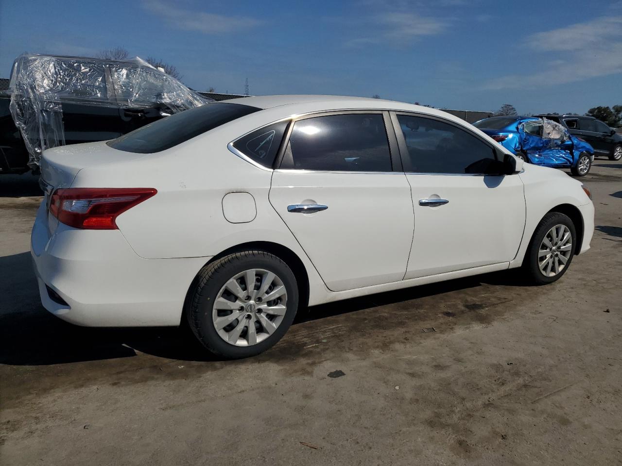 2016 Nissan Sentra - Image 3