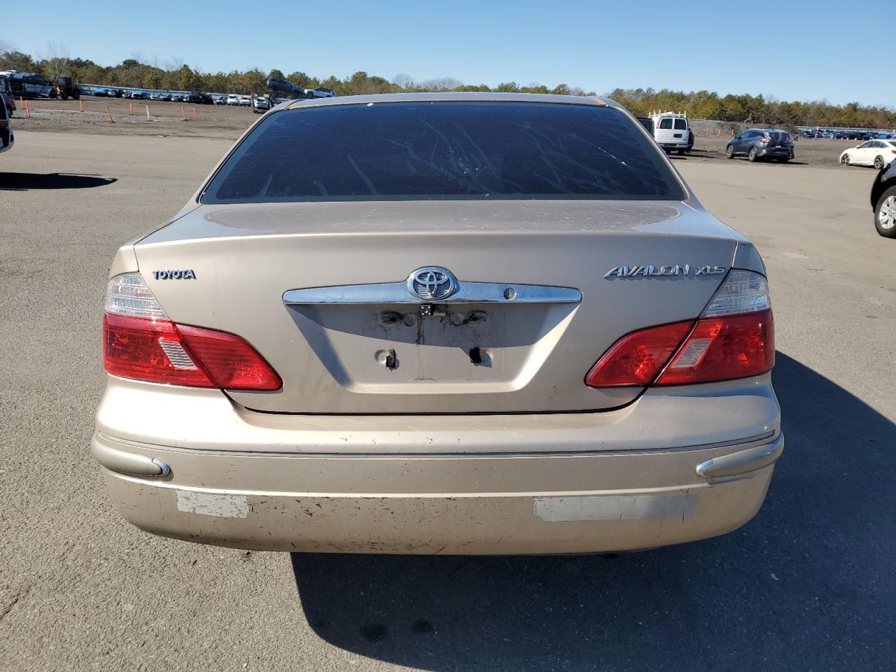 2003 Toyota Avalon - Image 6