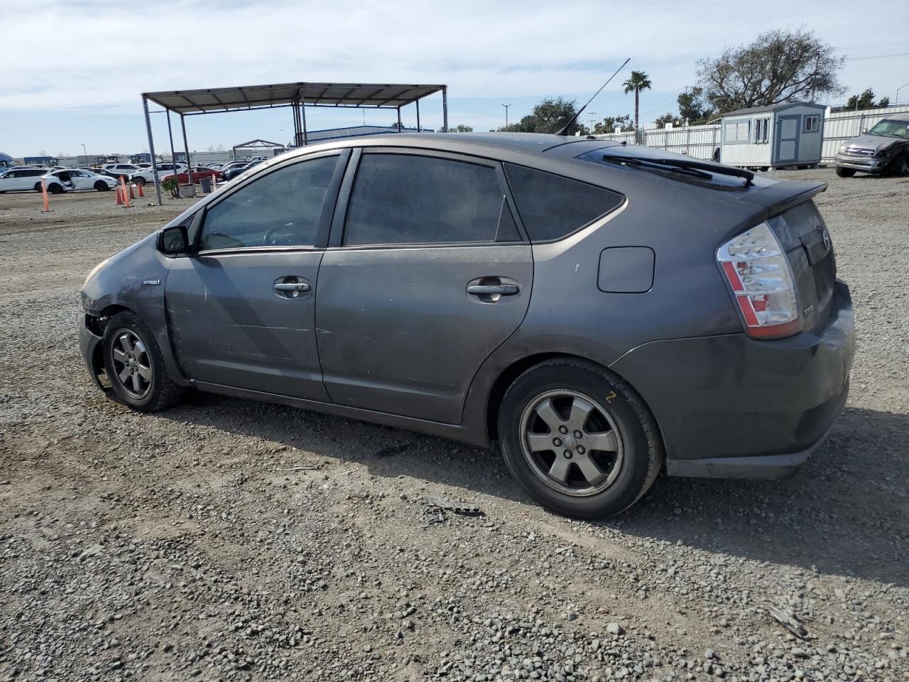 2007 Toyota Prius - Image 2