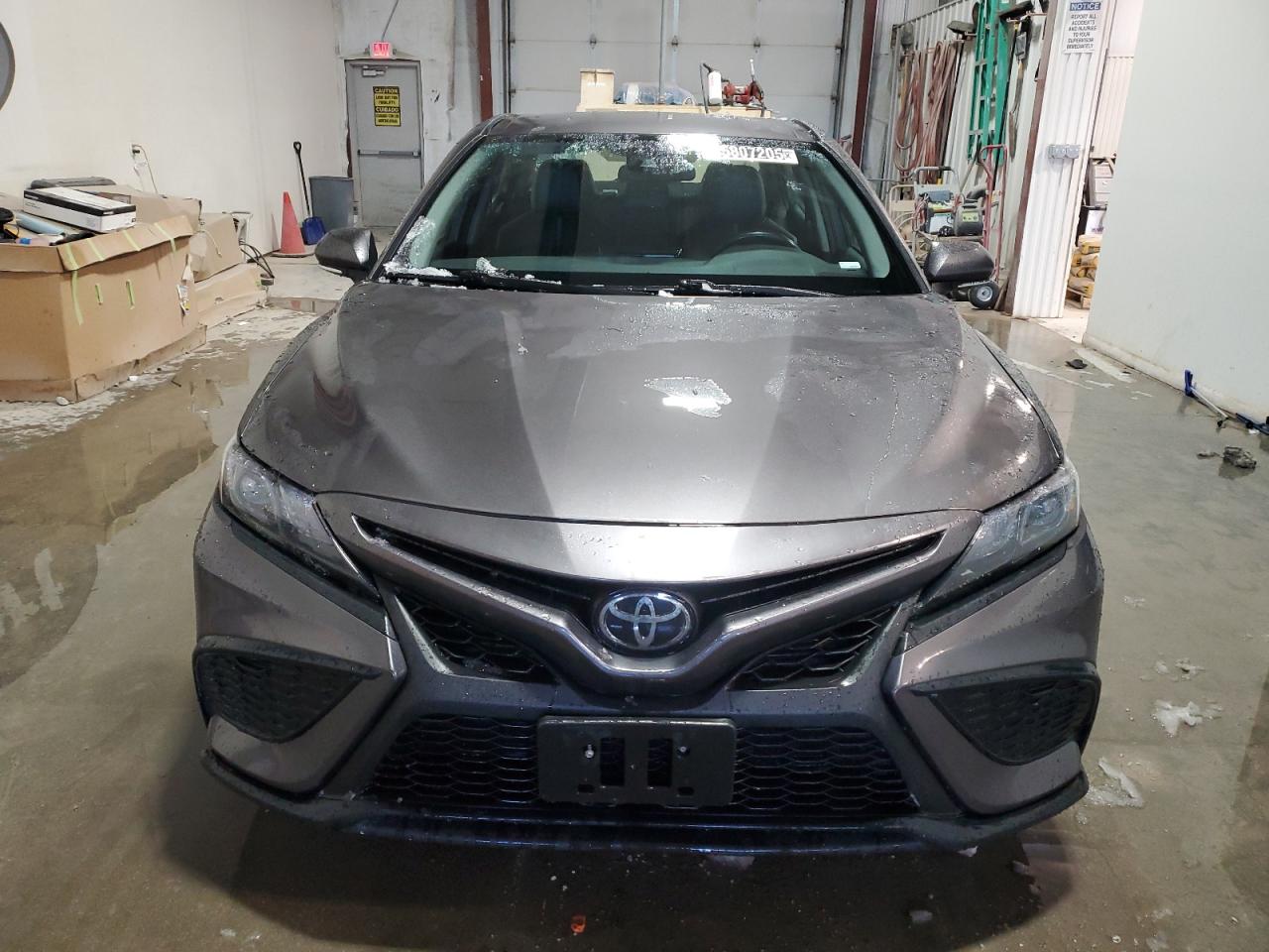 2023 Toyota Camry - Image 5