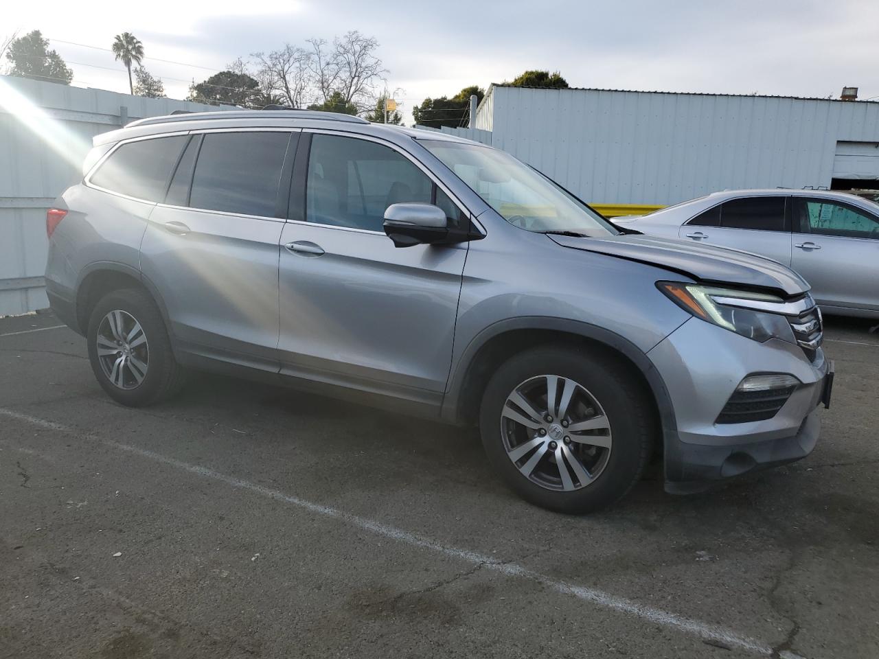 2017 Honda Pilot - Image 4