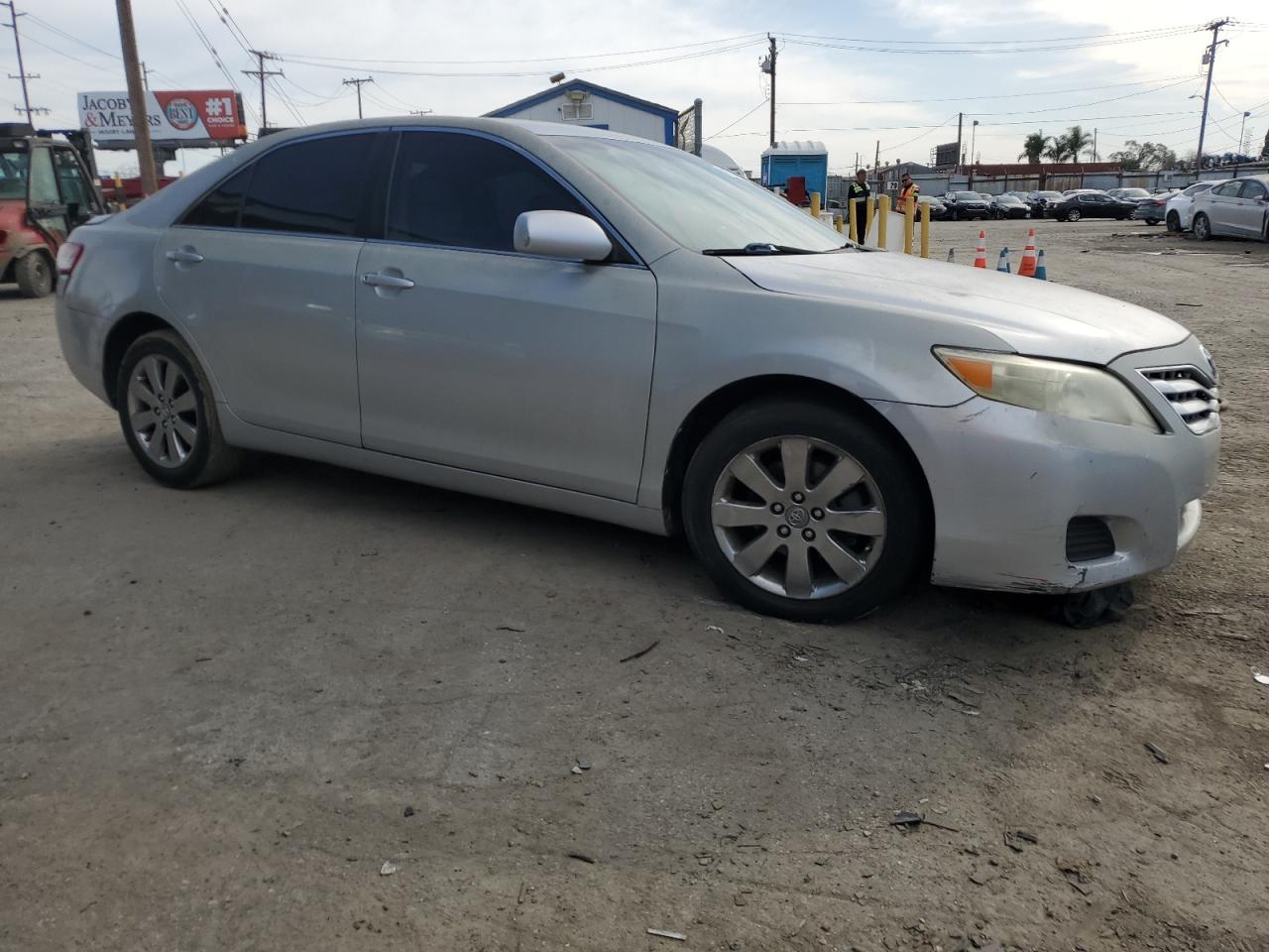 2010 Toyota Camry - Image 4