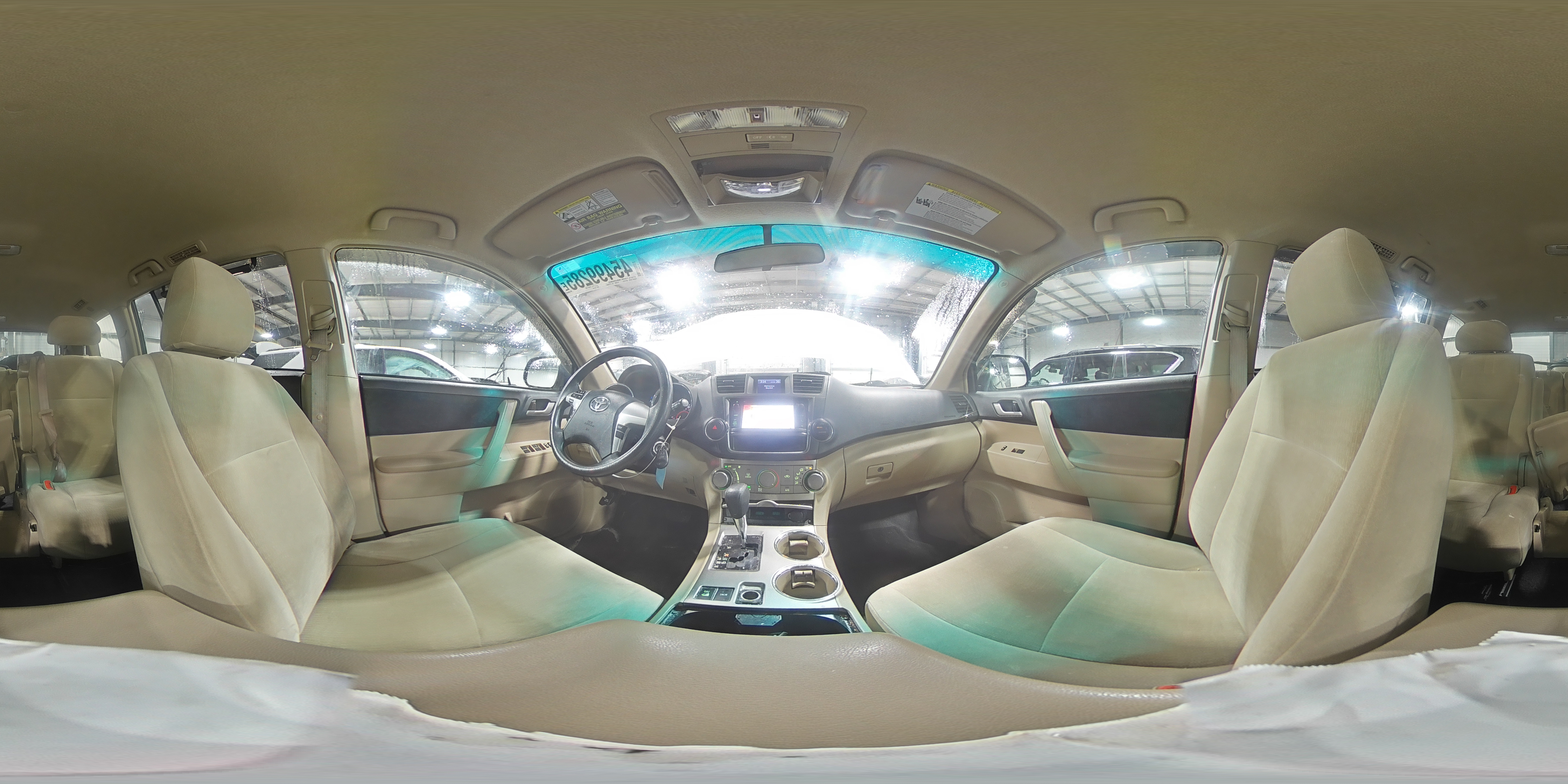 2013 Toyota Highlander - Image 15