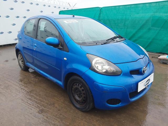 2010 TOYOTA AYGO BLUE