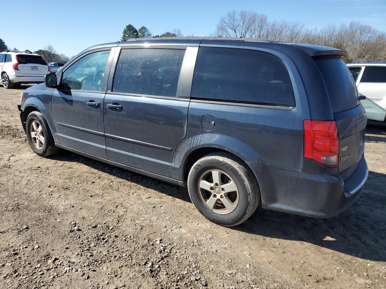2013 Dodge Caravan - Image 2