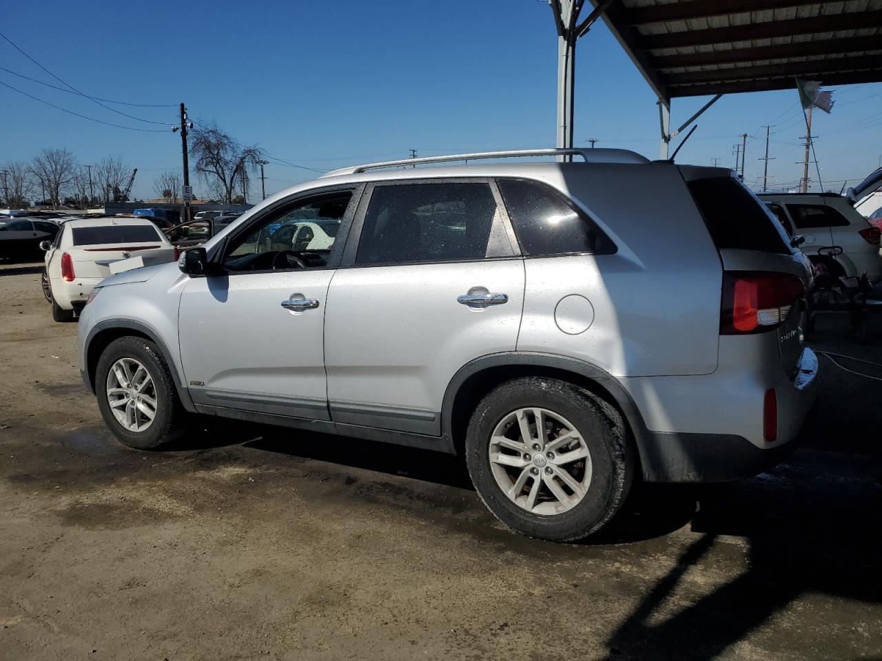 2015 Kia Sorento - Image 2