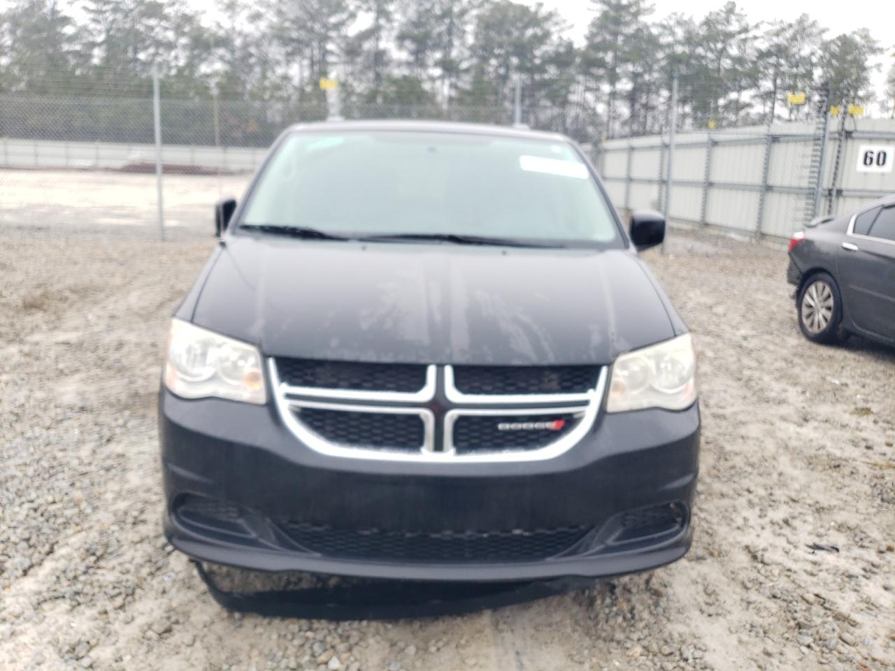2015 Dodge Caravan - Image 5