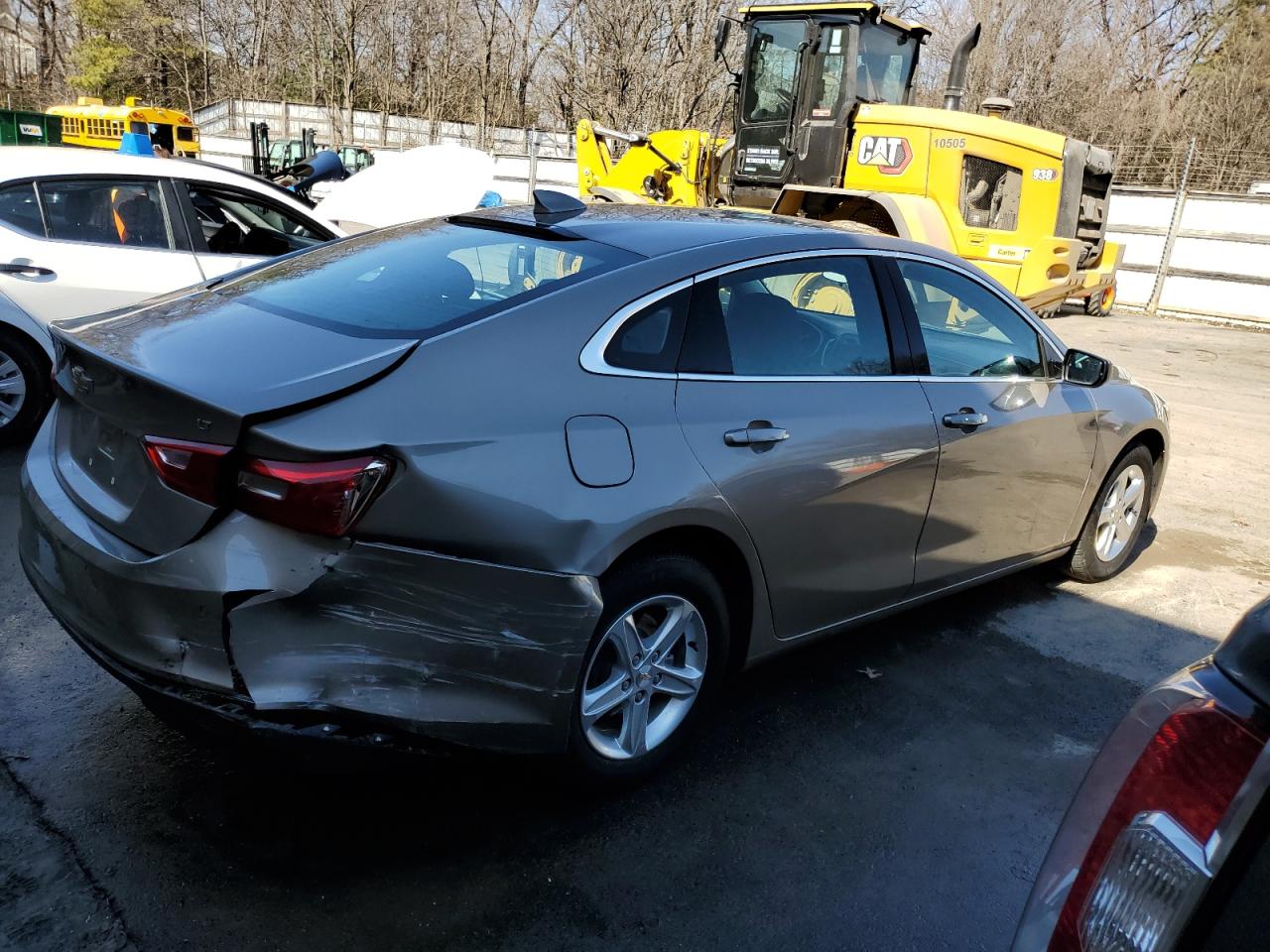2023 Chevrolet Malibu - Image 3