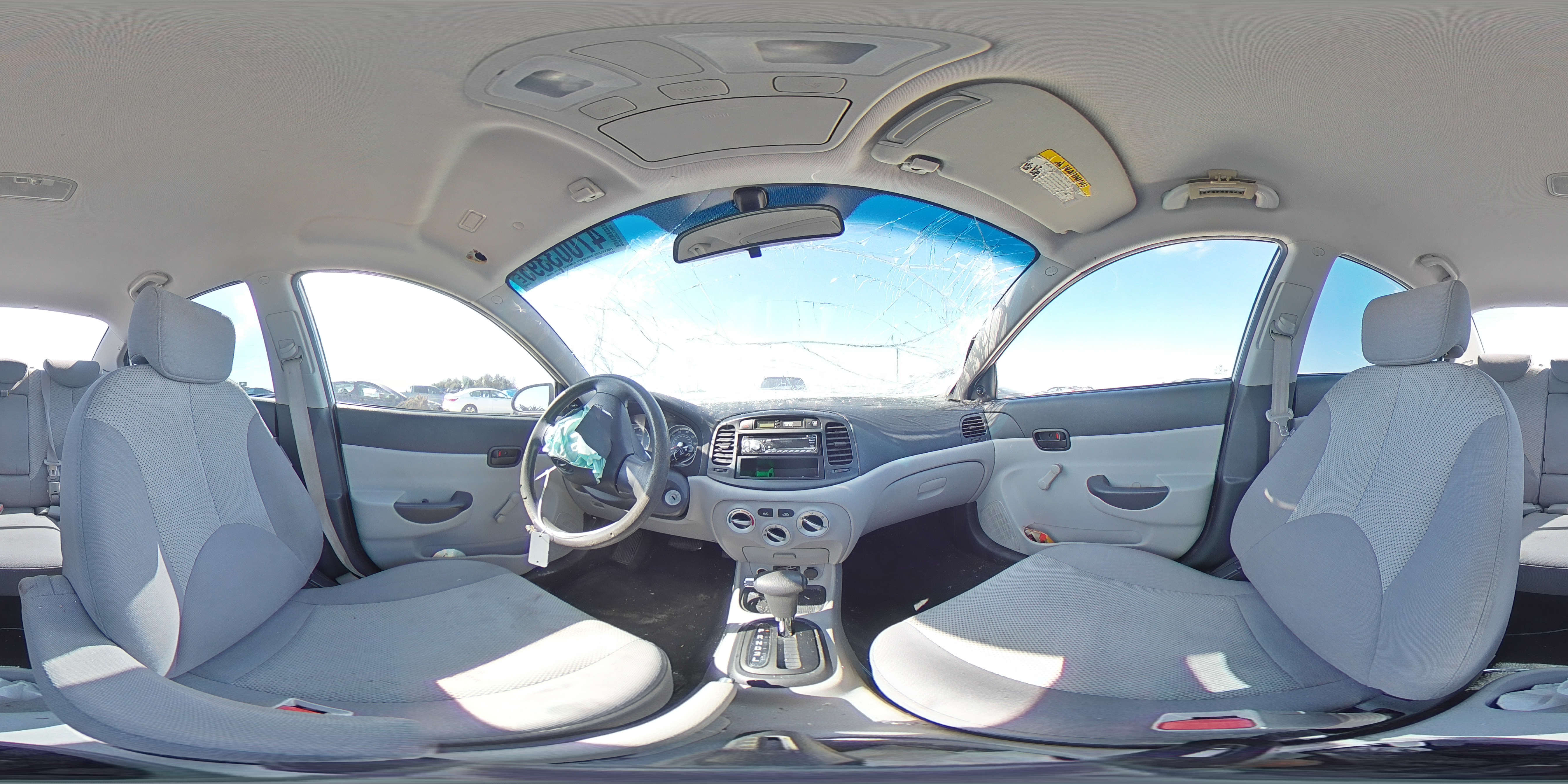 2009 Hyundai Accent - Image 13