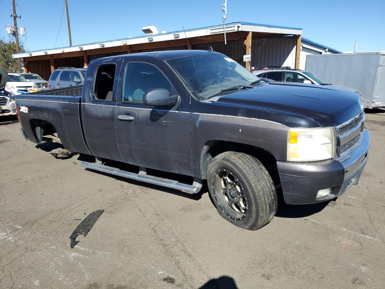 2011 Chevrolet Silverado - Image 4