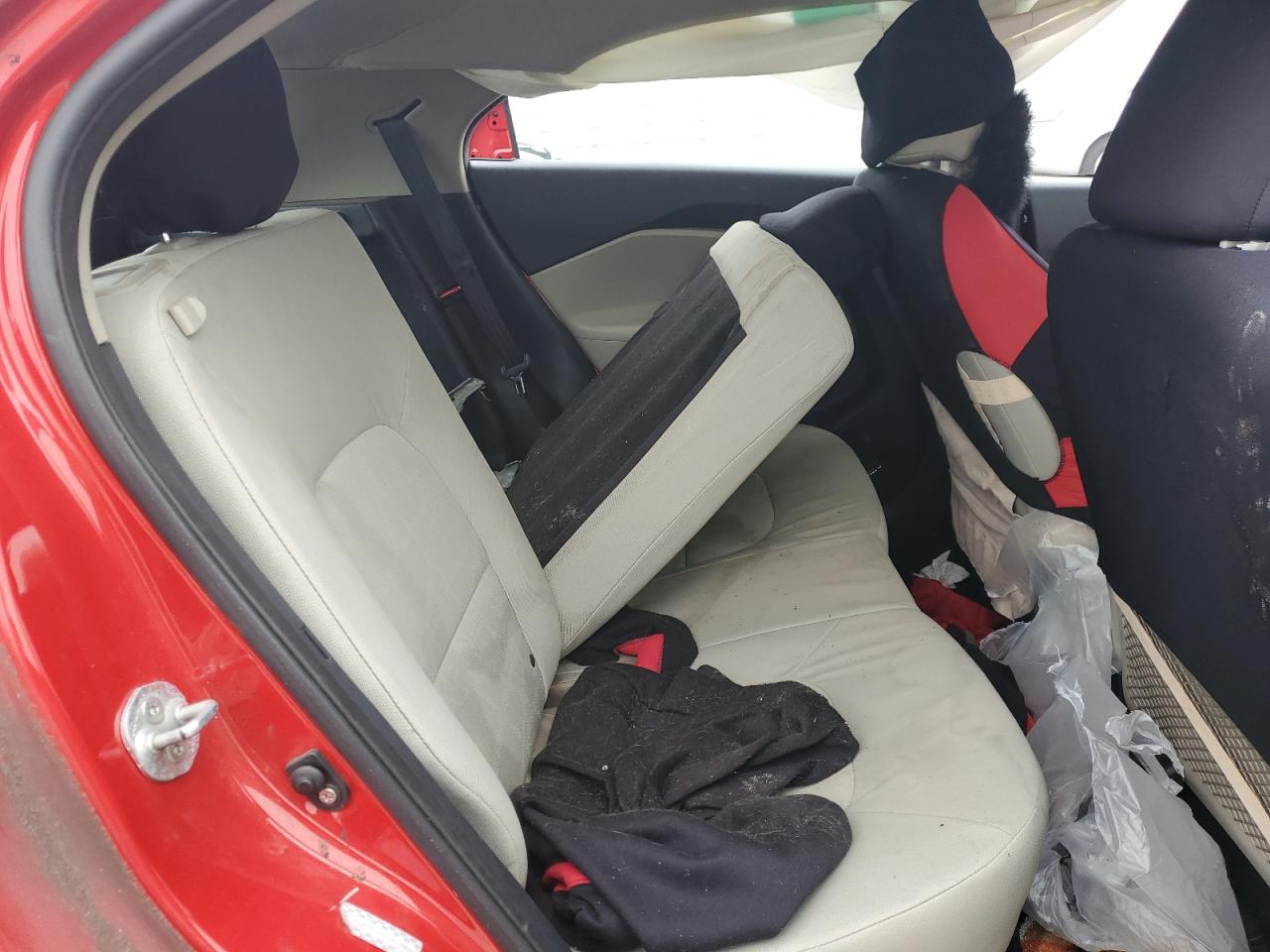 2013 Kia Rio - Image 10