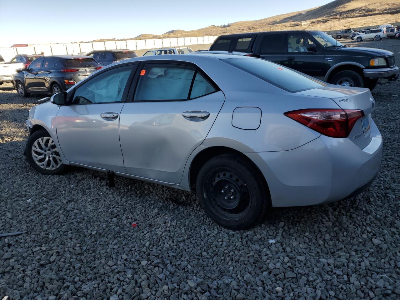 2018 Toyota Corolla - Image 2
