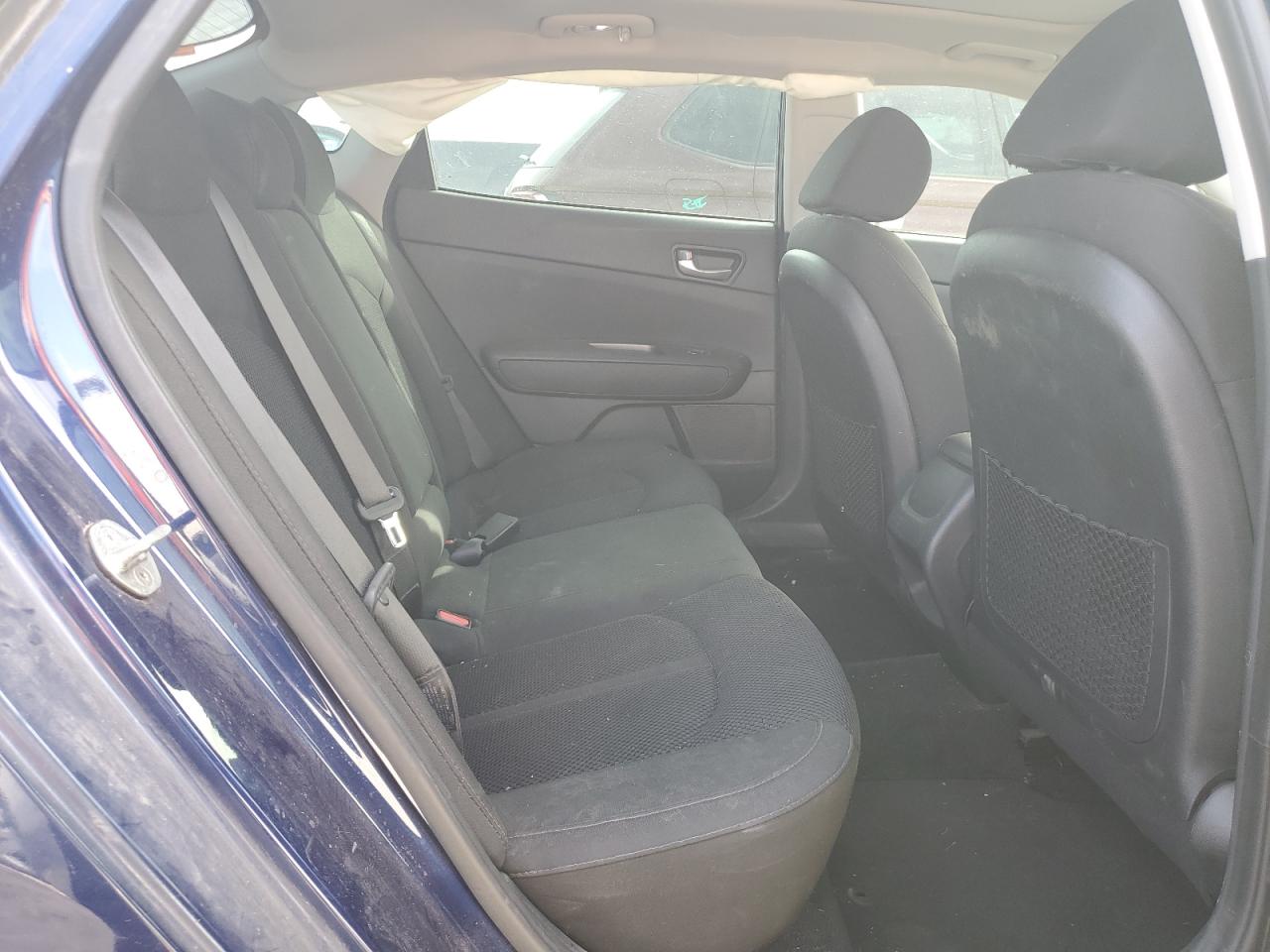 2019 Kia Optima - Image 10